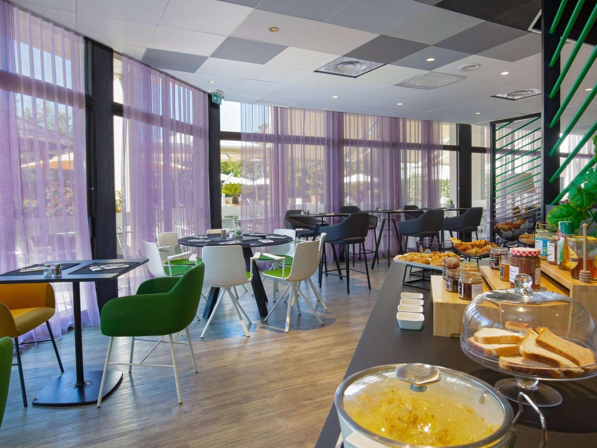 Mercure Hyeres Centre Cote D'Azur Kültér fotó